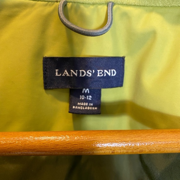 Lands' End Women's Lime Green Winter Activity Insulated Jacket-Women’s M (10-12) - Picture 2 of 16